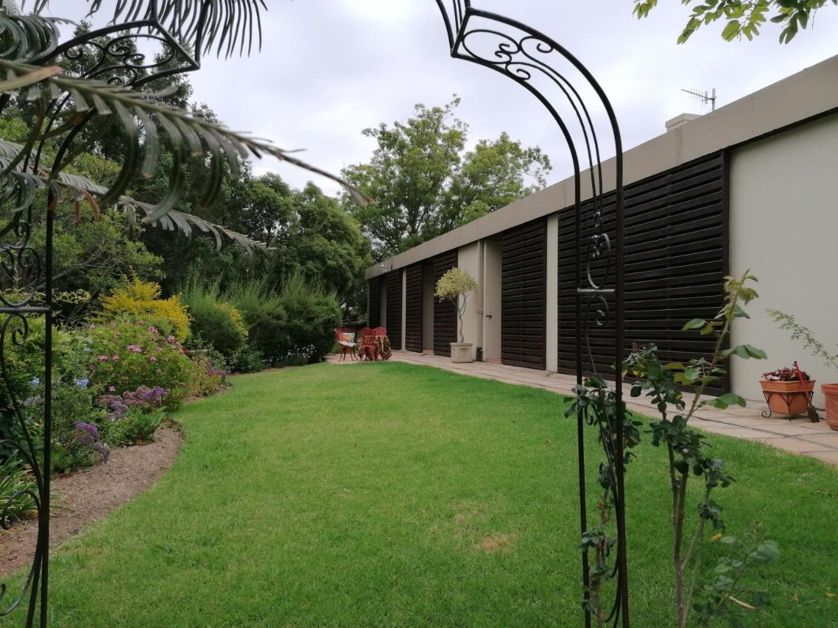 Aanhuizen Guest House Swellendam Ngoại thất bức ảnh