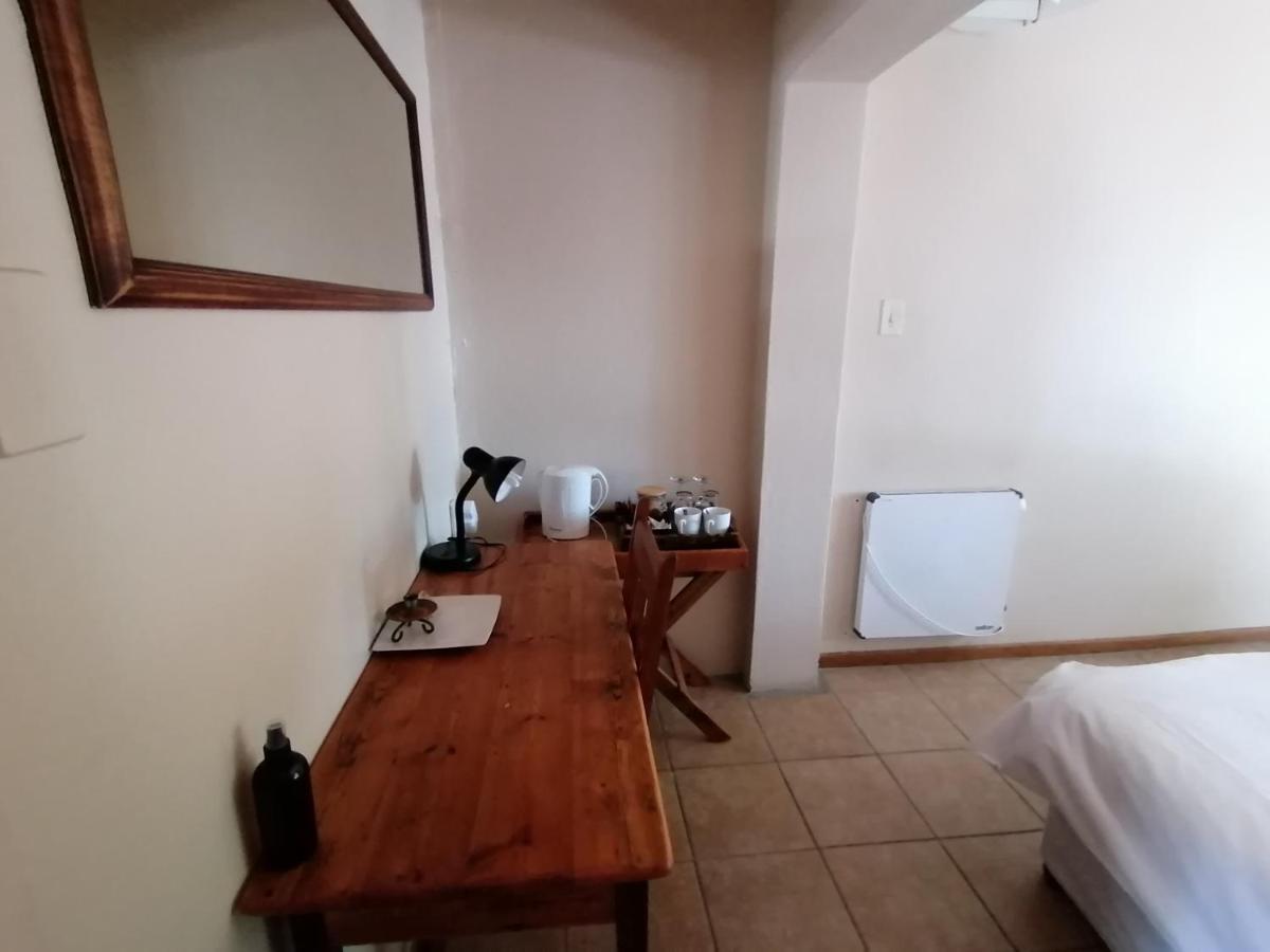 Aanhuizen Guest House Swellendam Ngoại thất bức ảnh
