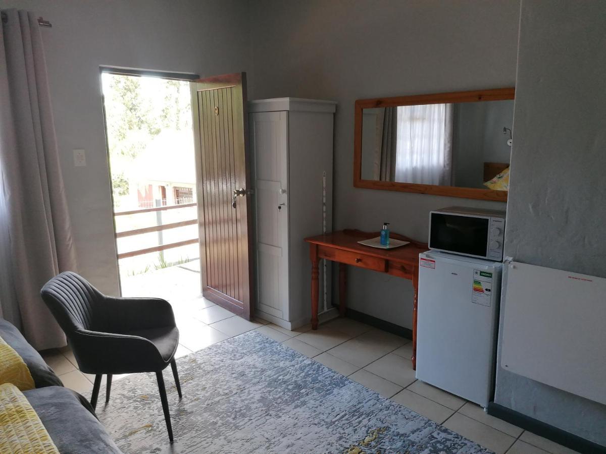 Aanhuizen Guest House Swellendam Ngoại thất bức ảnh